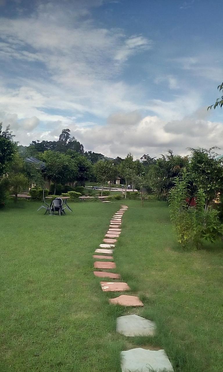 Tusk And Roar Corbett Resort Dhela Exterior foto